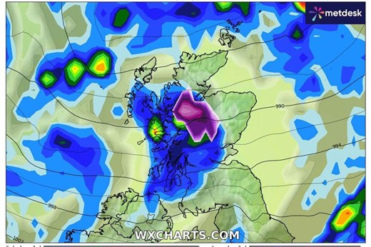 Weather maps show when 2cm snow per hour is to hit widespread areas of Scotland