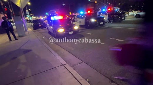 TOTAL CHAOS. 🚨 LAPD in full riot gear have finally arrived to deal with the radical anti-ICE rioters in Los Angeles. It’s about time! These people think they can attack federal agents and get away with it. NOT ANYMORE. The rule of law must prevail. DO NOT STAND DOWN, LAPD! Hold the line and protect our city! 🇺🇸🔥 | Ryan Fournier