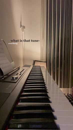 this song makes me feel things. #fyp #foryoupage #everlong #foofighters #piano #music #keyboard