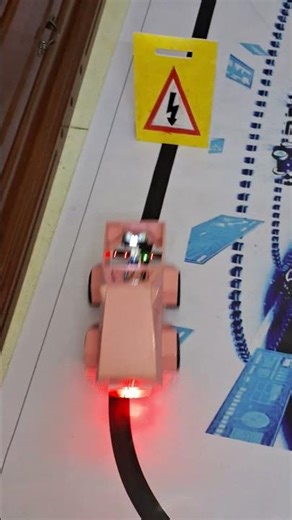 Line follower with bluetooth control function. VTVN