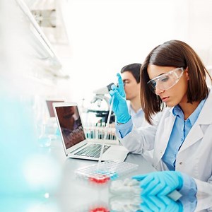 Biomedizinische Analytik Bachelor Studium Österreich | FHWN