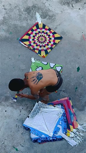 Jadui alien 👽 ne di bahut saari patang 🪁😱!!#shorts #kiteflying #viralshorts #kite