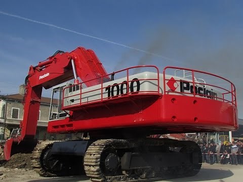 Poclain 1000 en action - 8 Mars