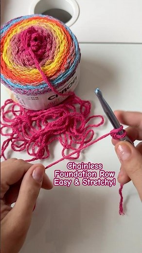 How to actually make a stretchy chainless single crochet foundation row #crochet #crochettip