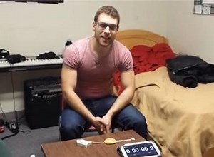 Fastest Time To Eat A Cookie