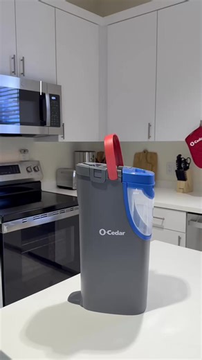 220 reactions · 19 shares | From baseboards to ceilings, this mop covers it all—literally. Here are 5 reasons the H2prO Flat Mop is the clean machine your home needs. #OCedarClean #H2prO | O-Cedar | Facebook