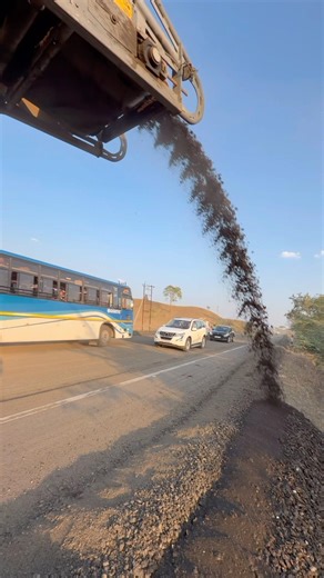 “Old Road scrap”W 195 P Cold milling machines work !!🛣️ #highwayroadconstruction💫