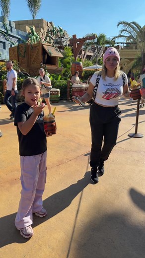 El baile de Uzi 🫦🖤 #viral | bailes