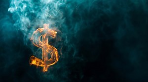 Jaki będzie kurs USD/PLN we wakacje? Nadchodzi trzęsienie dla dolara