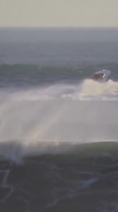 152K views · 1.1K reactions | 40ft wave vs boat #fails #crash #short #fypageシ | VÉHICULE | Facebook