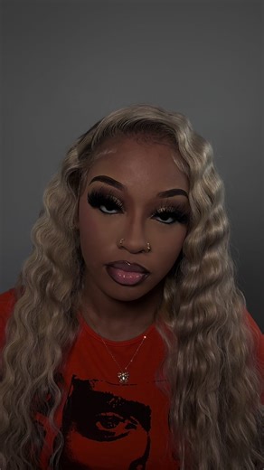 Book Your Perfect Makeup Look with Star Monique