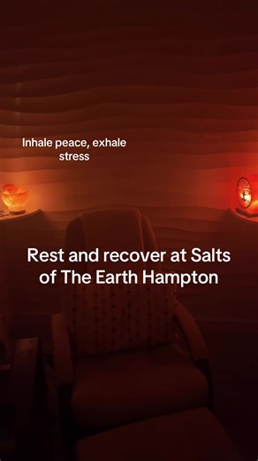 At Salts of The Earth Hampton, we aid those who suffer from chronic breathing and skin conditions (such as asthma, eczema, sinusitis) with salt therapy which is naturally anti-inflammatory, antibacterial and ultra absorbent. This reduces symptoms in a natural way. Our sessions also offer 45 minutes of uninterrupted rest, where clients can sleep, meditate or just experience some peace and quiet while receiving the benefits of the therapy. #saltroom #peace #salttherapy #breathing #sleep