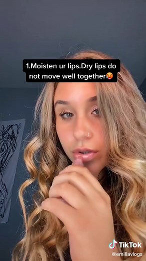 10 Steps to the Perfect French Kiss