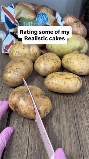 Rating My Realistic Cakes 👀🍰