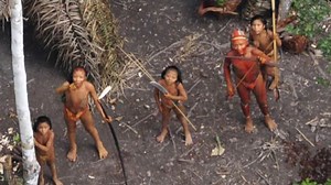 Watch aerial footage of this uncontacted Amazonian tribe