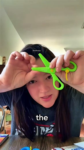 Why These Scissors Can’t Cut Hair ⁉️😱