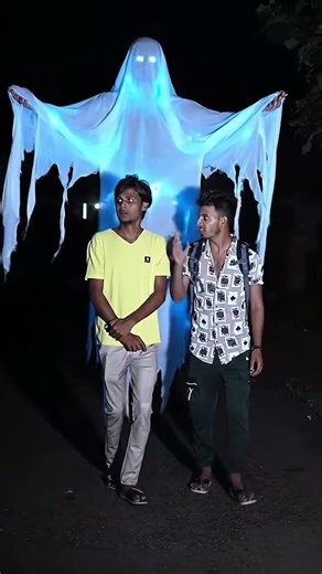 Meri dadi kaha karti thi es raste me bhoot 👻 hai