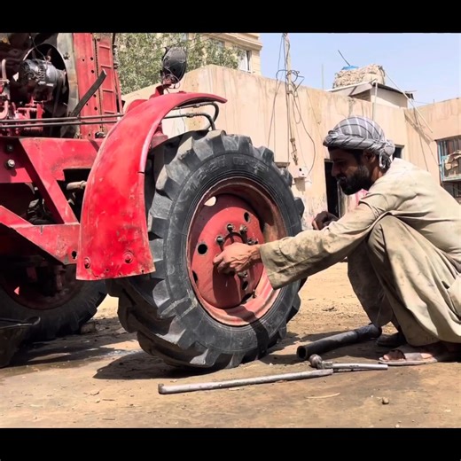 belarus tractors front wheel restauration | Amazing Technology