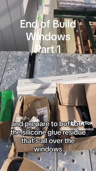 I forgot to mention how much i prefer white aluminium framework 😍😍 such a breeze to clean. #howtodoendofbuild #endofbuildwindows #preparingforwaterfedpole #windowsilicone #windowglue #glazier #scalfolding #cleaning #windowcleaning