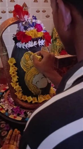 Jab Mahadev Sajate Hain 🔱🕉️ | Bhole Nath Ka Shringar #shorts