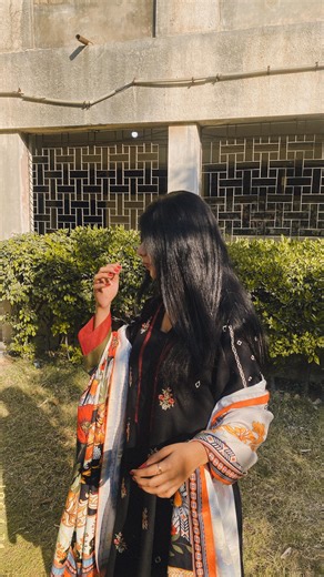 maya on Instagram: "nothing comes between me and my black fits . . . . . . . . . . . [black, pakistani fashion, desi, shalwar kameez, kurti] #desi #instagram #trending #explore #fypppppppppppppppppppppppppppppppppppppppppppppppppppppppppppppppppppppp"