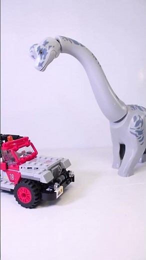Meet the first LEGO Sauropod in 20 years!