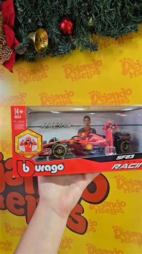 🏁Ferrari SF-23 de Fórmula 1 a escala 1:24, fabricado por Bburago. El modelo representa el coche número 16 conducido por el piloto Charles Leclerc durante la temporada 2023 del Campeonato del Mundo de F1🏁 #formula1 #navidad #merrychristmas #carreras | Dejando Huellas SRL Tu Jugueteria