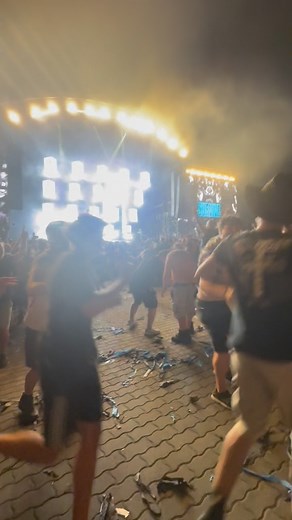 1.9K reactions · 134 comments | Le @hellfestopenair et son public nous ont offert l'un des plus beaux mosh pit de l'histoire de Muse ! #muse #hellfest #hellfest2025 #moshpit #knightsofcydonia | Muse France | Facebook