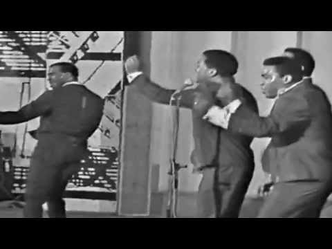 The Four Tops ~ Live ~ Reach Out I'll Be There ~ 1967