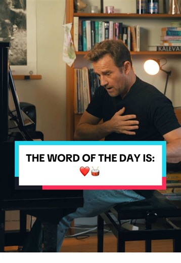 Improvisation Piano Techniques for Creative Expression