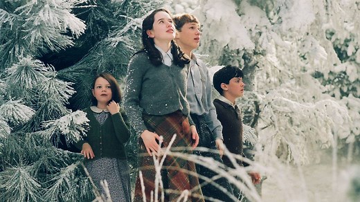 'The Chronicles of Narnia: The Lion, the Witch and the Wardrobe' Cast Then and Now