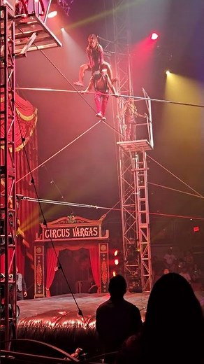 🎪 Daring Tightwire Leap! | Circus Vargas Performer Jumps Over Partner Mid-Wire 😱