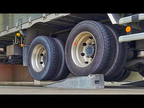 《トラック知識》②低床4軸大型トラックのデフロックが１番簡単にわかる動画！#雪 #アイスバーン #スタック