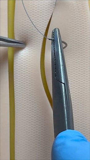 101K views · 870 reactions | Running locking suture | Dermhacks | Facebook