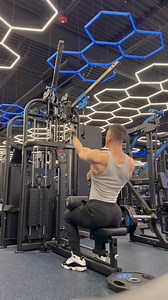 If you want to…- Train 3x Per Week- Build Muscle- Lose Fat- Spend 90 minutes in the gym MAXHere are TWO excellent workout plans for you:𝗢𝗣𝗧𝗜𝗢𝗡 𝟭 - 𝗙𝗨𝗟𝗟 𝗕𝗢𝗗𝗬 𝗔/𝗕/𝗖𝗦𝗖𝗛𝗘𝗗𝗨𝗟𝗘DAY 1: FULL BODY ADAY 2: OFFDAY 3: FULL BODY BDAY 4: OFFDAY 5: FULL BODY CDAY 6: OFFDAY 7: OFF𝗙𝗨𝗟𝗟 𝗕𝗢𝗗𝗬 𝗔Exercise 1: Leg Extensions — 2x5-10 @ 0-1 RIRExercise 2: Seated Leg Curls — 2x5-10 @ 0-1 RIRExercise 3: Pec Fly Machine — 2x5-10 @ 0-1 RIRExercise 4: Wide Grip Lat Pull-Down — 2x5-10 @ 0-1 R