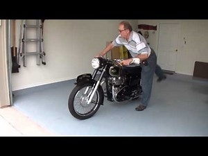 AJS V1