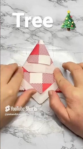 Transform Napkins into Festive Christmas Tree 🎄