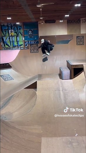 Bam Margera has a beast skatepark at the castle 🤩🏰🔥 (IG: jeff_rasp) #sports #skateboarding #skatetok #skatelife #vivalabam #professional #skateboardingisfun