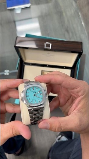 Unboxing the Patek Philippe Nautilus 5711 with the rare Tiffany & Co dial. 🔥