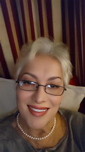 Videoclipuri postate de Parlog Ana (@parlog.ana) cu sunet original - user19908552935