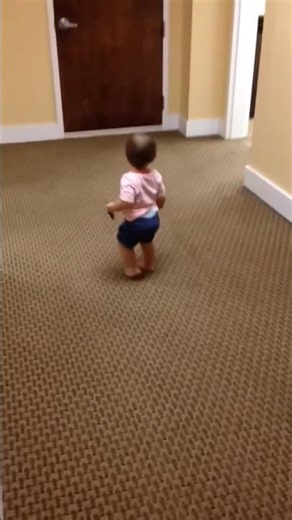 baby run into wall learn to walk