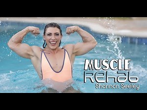 Female Bodybuiler Shannon Seeley Pool Flexing!