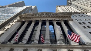 Decoupling from China isn't just perilous, but impossible, and any attempt to decouple from China risks decoupling from perhaps one of the world's largest markets, say experts. #GLOBALink | China Xinhua News