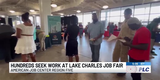 Hundreds seek work at job fair in Lake Charles