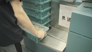 Wie entsteht Geld und was passiert, wenn es ausgedient hat? ⚙️ Erkunde den Kreislauf des Bargeldes von der Herstellung über den Gebrauch bis zur Entsorgung. ➡️ CASH. Der Wert des Bargeldes - © Technisches Museum Wien/Sebastian Weissinger #technischesmuseumwien #tmvienna #TMW #cash_tmw | TMW - Technisches Museum Wien | Facebook