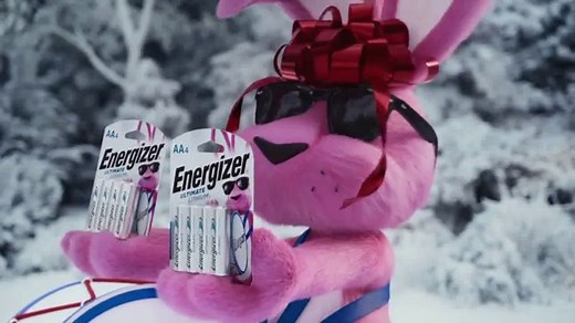 Energizer Ultimate Lithium TV Spot, 'Holidays: Snowball'