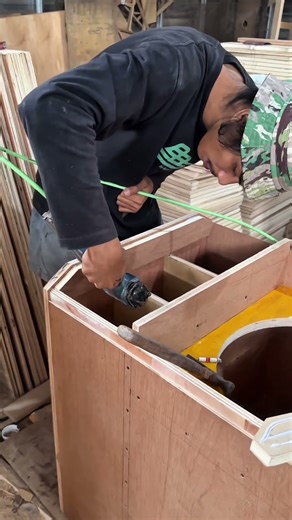 speaker grill box stand installation #speakerbox #woodworking #wood