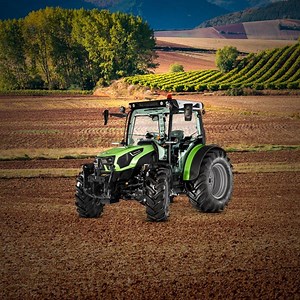 Alcanza nuevas cotas con el nuevo 5D TTV: aumenta tu productividad y comodidad en cualquier terreno y estación. Cualquiera que sea el reto, el nuevo 5D TTV lo convertirá en una gran experiencia. 👉 Descubre más: https://bit.ly/5DTTV_ES #deutzfahr #tractor #5DTTV #deutzfahrpower #agrovida #agricultura #agricultor #tractorvida #agriculturaglobal #agronegocios #DFTech | Deutz-Fahr