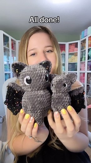 Mama and baby bat!! . Patterns by me releasing today @3pmEST! . Yarn hobbii honey bunny and candy . #crochet #crochetedbat #crochetbat #bat #crochetgrove #crochetgrovebat #crochetinspo #crochetinspiration #crochetideas #crochetidea #amigurumi | Crochet Grove