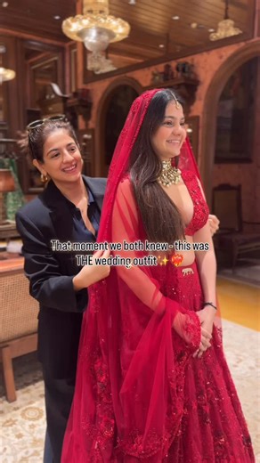 Aakruti Sejpal on Instagram: "from ‘one day’ talks to THE day tears! styling my beautiful bride, best friend & muse♥️✨ @thea_mehta outfit @sabyasachiofficial @bridesofsabyasachi jewellery @thehouseoframbhajos makeup @tanvismarathe hairstylist @kirankhannna wedding photographers @thephotolabin wedding planners @mpirevents location @jumeirahgulfofbahrain special love @zuwainamiranda for making this reel ♥️ #bridalstyling #weddingstylist #sabyasachi #redbride #bridesofsabyasachi"